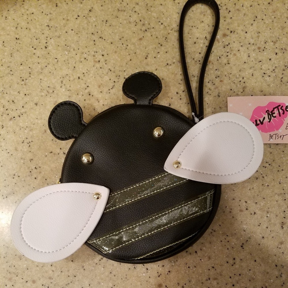NWT Betsey Johnson Bee Clutch wristlet